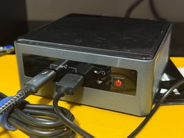 NUC Intel 10th I7 - 16 GB Ram - 512 gb SSD - TOP ZUSTAND