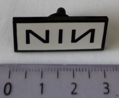 Nine Inch Nails - Pin (neu, OVP)