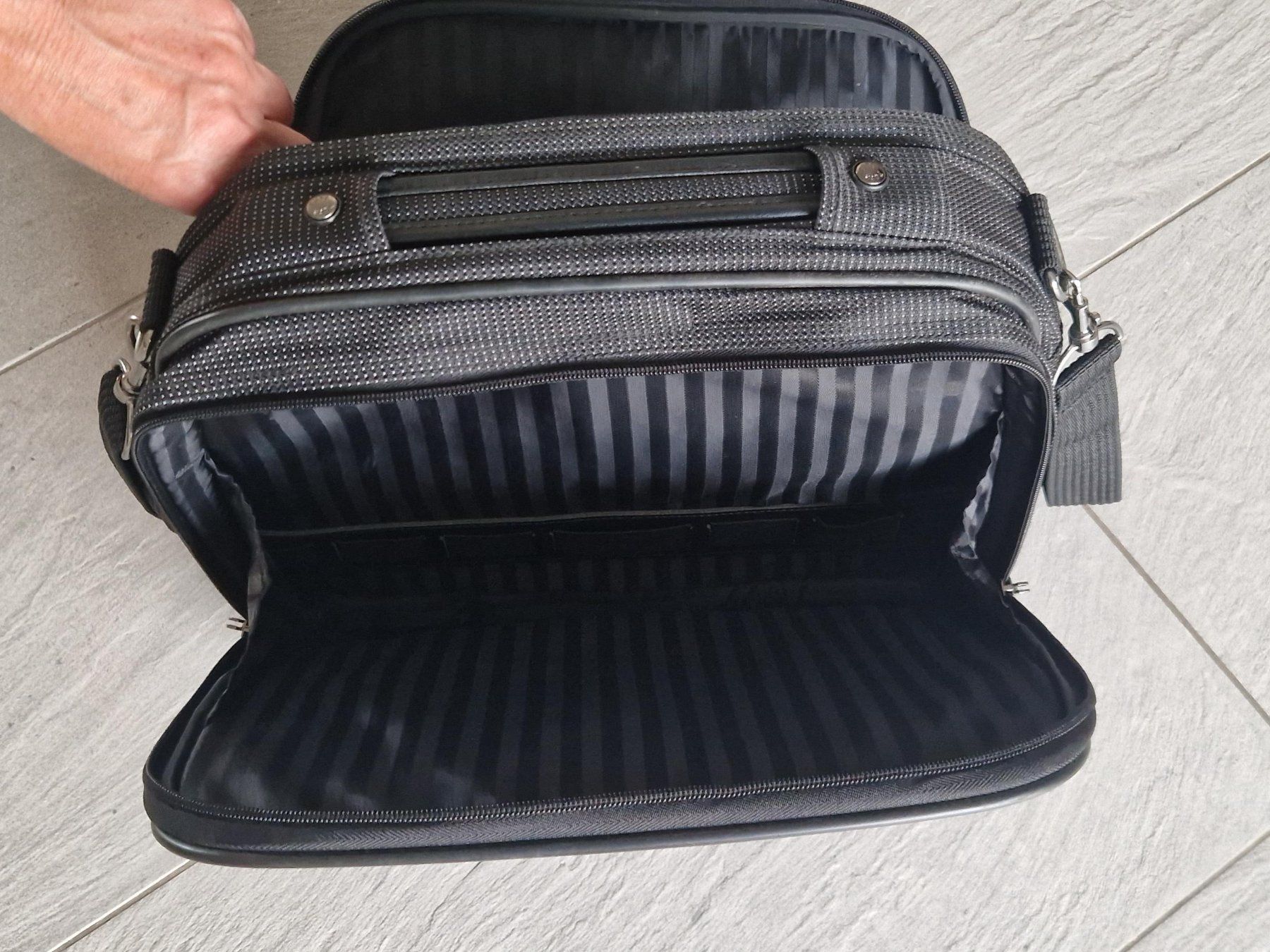 Valises de voyage: Beauty Case der Firma Pack Easy – D'occasion à Neuenkirch par grisuleon1 5