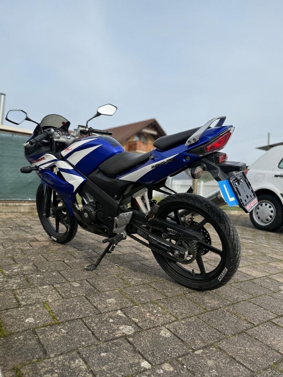 Strasse: Honda Cbr 125-r – Gebraucht aus Fislisbach von you_r6yv 7