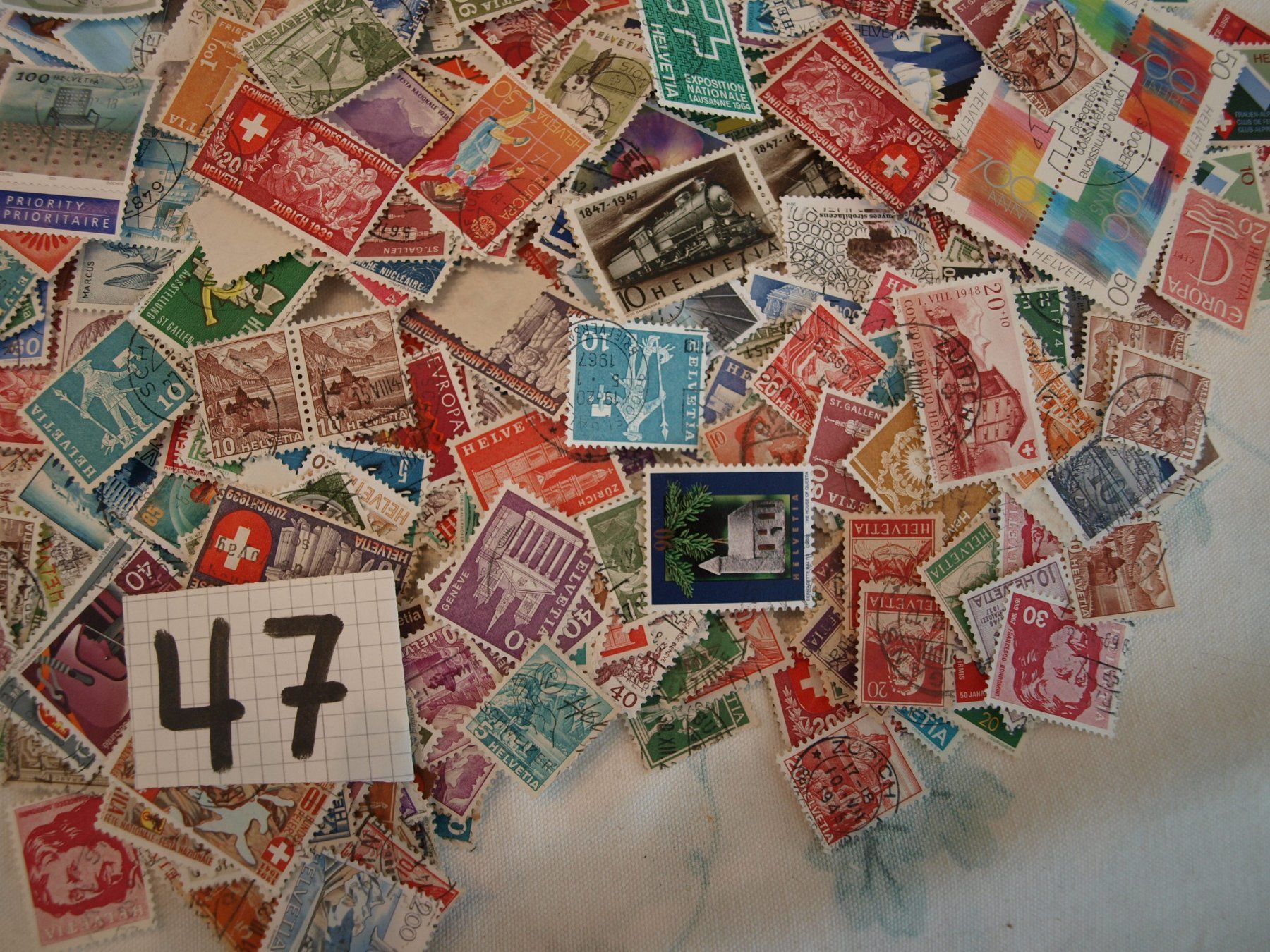 Alle Briefmarken: 1000 Schweizer Briefmarken über 70g Gebraucht siehe Bilder – Gebraucht aus Aarau von Marcele0 3