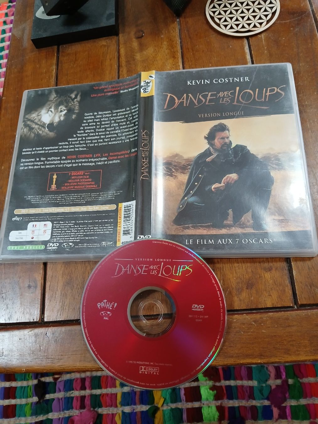 Tutti i DVDs: danse avec les loups dvd – Usato da St-Cergue venduto da VeganWarrior