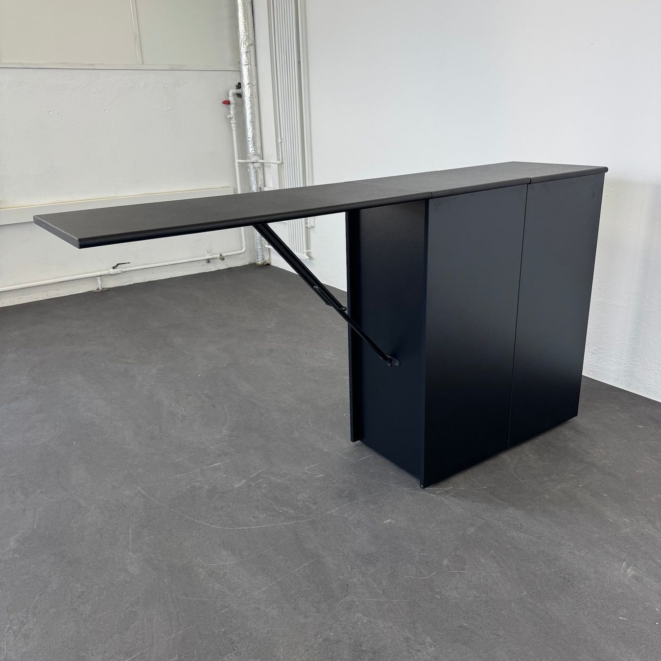 Armadi: Top Design Exclusiv Mobile Bartheke max 2470 mm breit – Usato da Schönenwerd venduto da mcofficeshop 7
