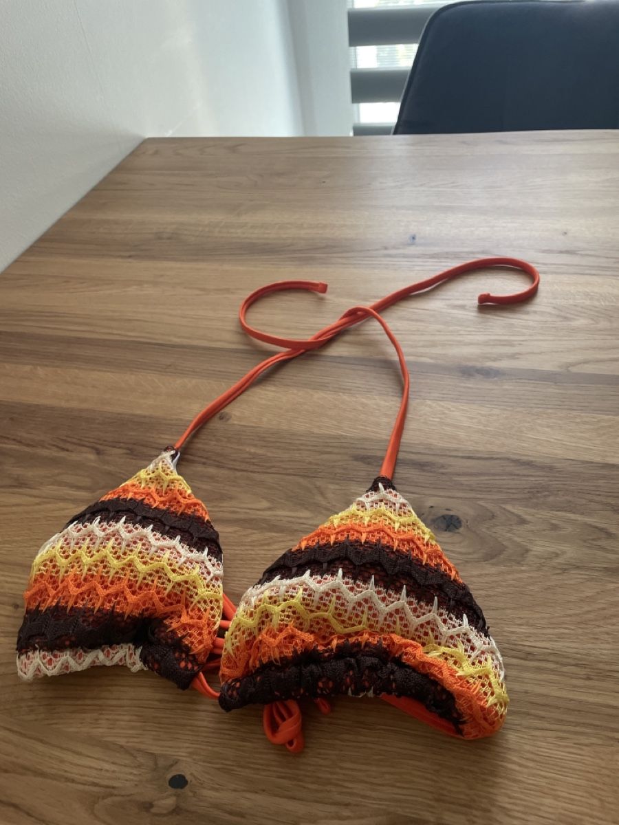 Costumi da bagno & Bikini: Bikini Oberteil  – Nuovo (secondo la descrizione) da Zürich venduto da car_26mh