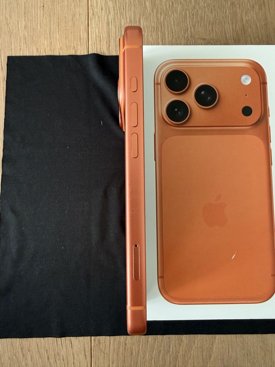 Apple Portables: iPhone 17 Pro – D'occasion à Rotkreuz par Nyny 5