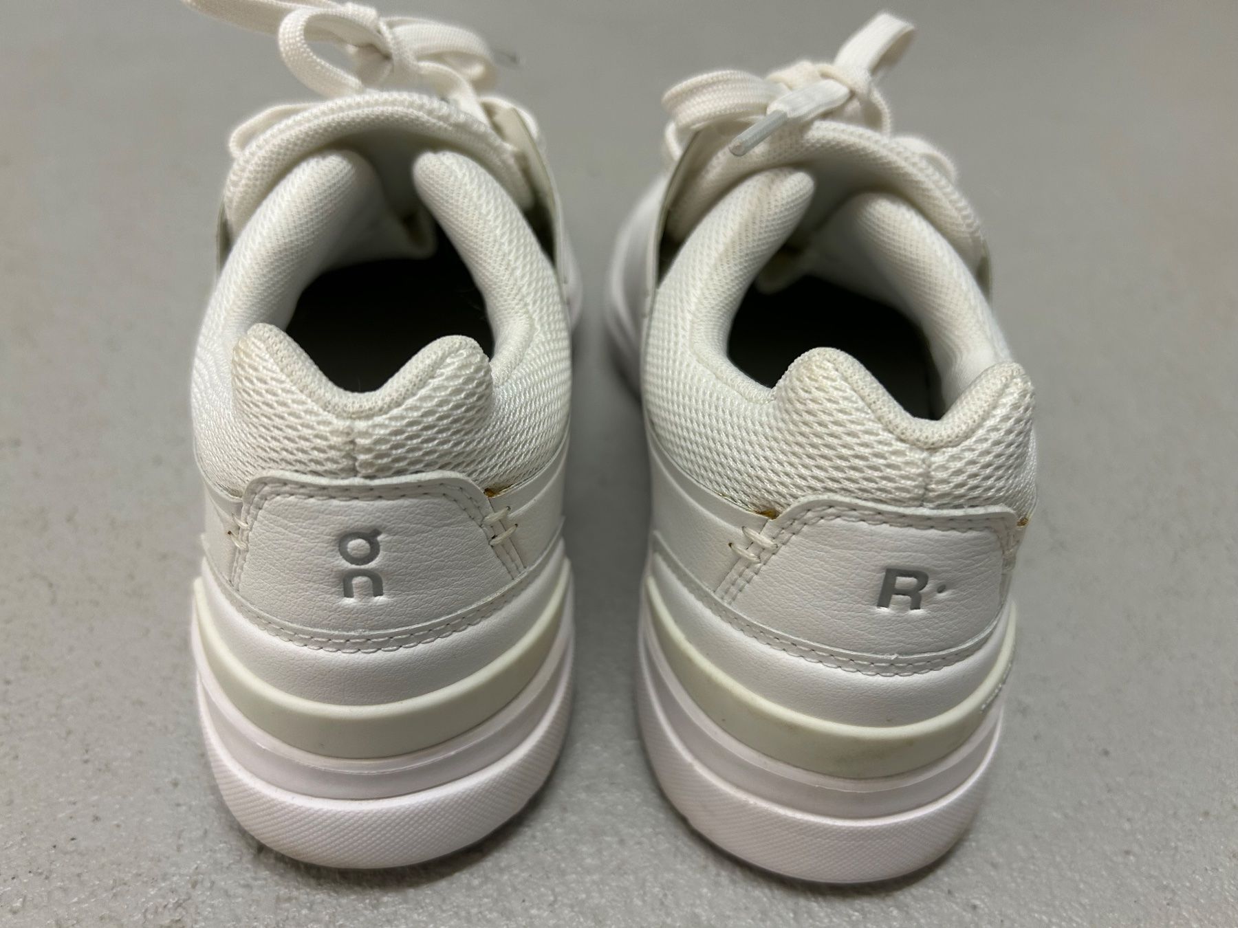 On Scarpe da uomo: Baskets – Usato da Ins venduto da ricaneuchatel 2