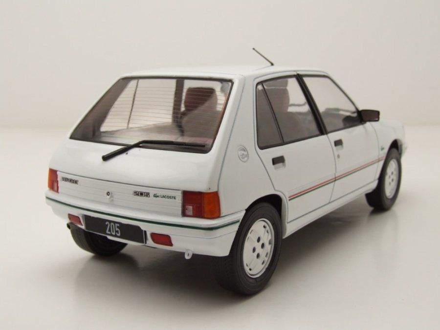 Peugeot 205 Lacoste 5-Türer 1984-1986 weiss / Decor 1:18 (Neu und