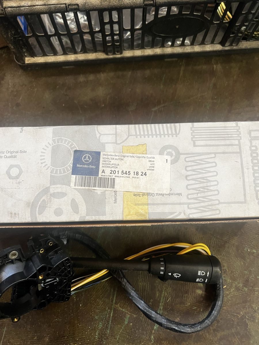 Mercedes-Benz Alle Autoersatzteile: Blinkerhebel W201 – Neu und originalverpackt aus Schönengrund von Oldbutgold93 3