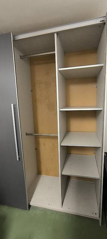 Schränke: Schrank 200x205x60cm – Gebraucht aus Zweidlen von xp4 1