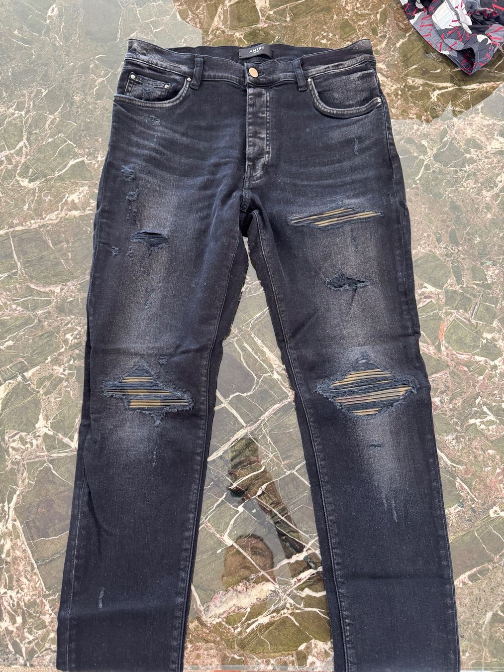 Amiri Jeans: Jeans slim Amiri – Usato da Genève venduto da kil_bxc8