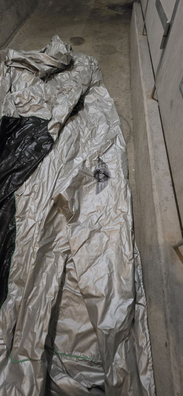 Coperture: bâche pour mini model 2003 utiliser 4 fois  – Nuovo (secondo la descrizione) da chêne bourg venduto da fernanju 2
