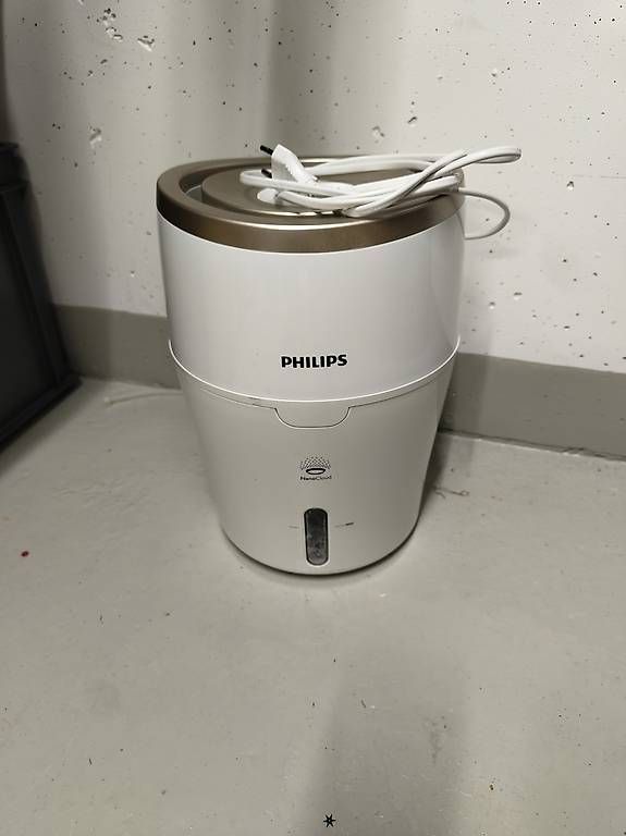 Umidificatori d'aria: Luftbefeuchter/Luftfilter Philips 2000 series HU4811/10 – Usato da Davos Platz venduto da Tuomo1988