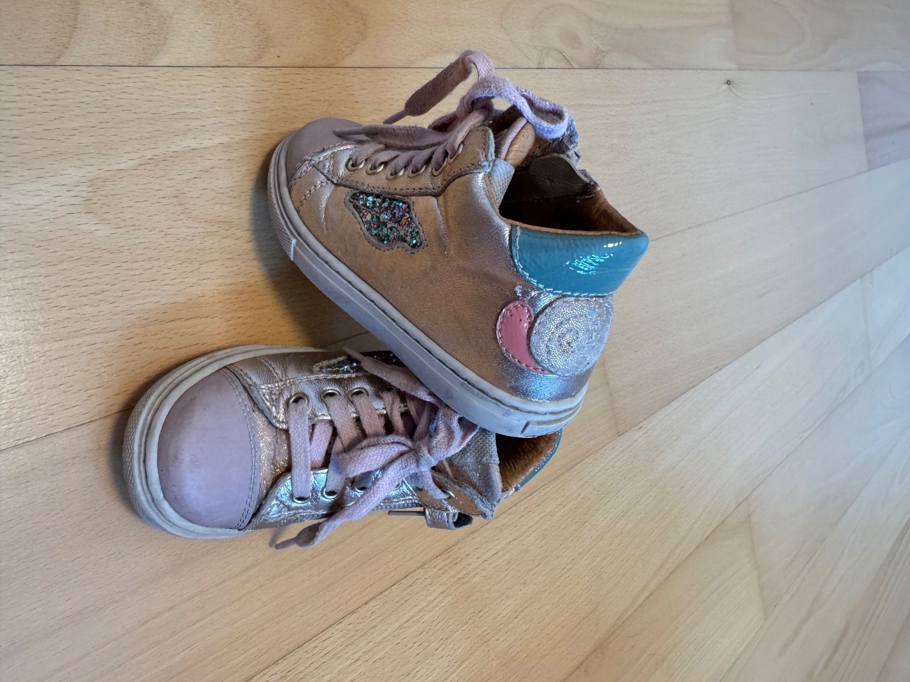 Schuhe für Mädchen: Kinderschuh Grösse 24 Rosa Glitzer – Gebraucht aus Zürich von pat_rx9j 1