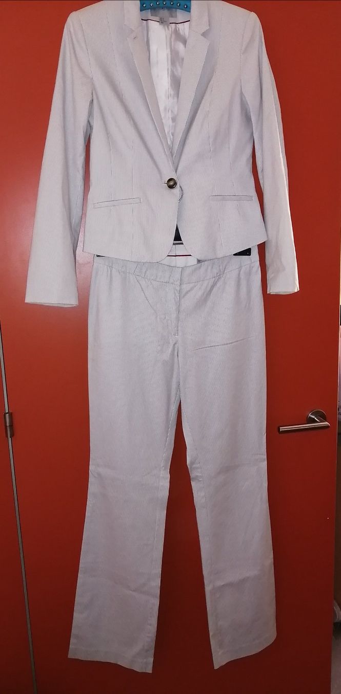 H&M Completi & Tailleur: Klassischer Hosenanzug H&M. Gr. 38 – Usato da Buchrain venduto da nat_pl5p