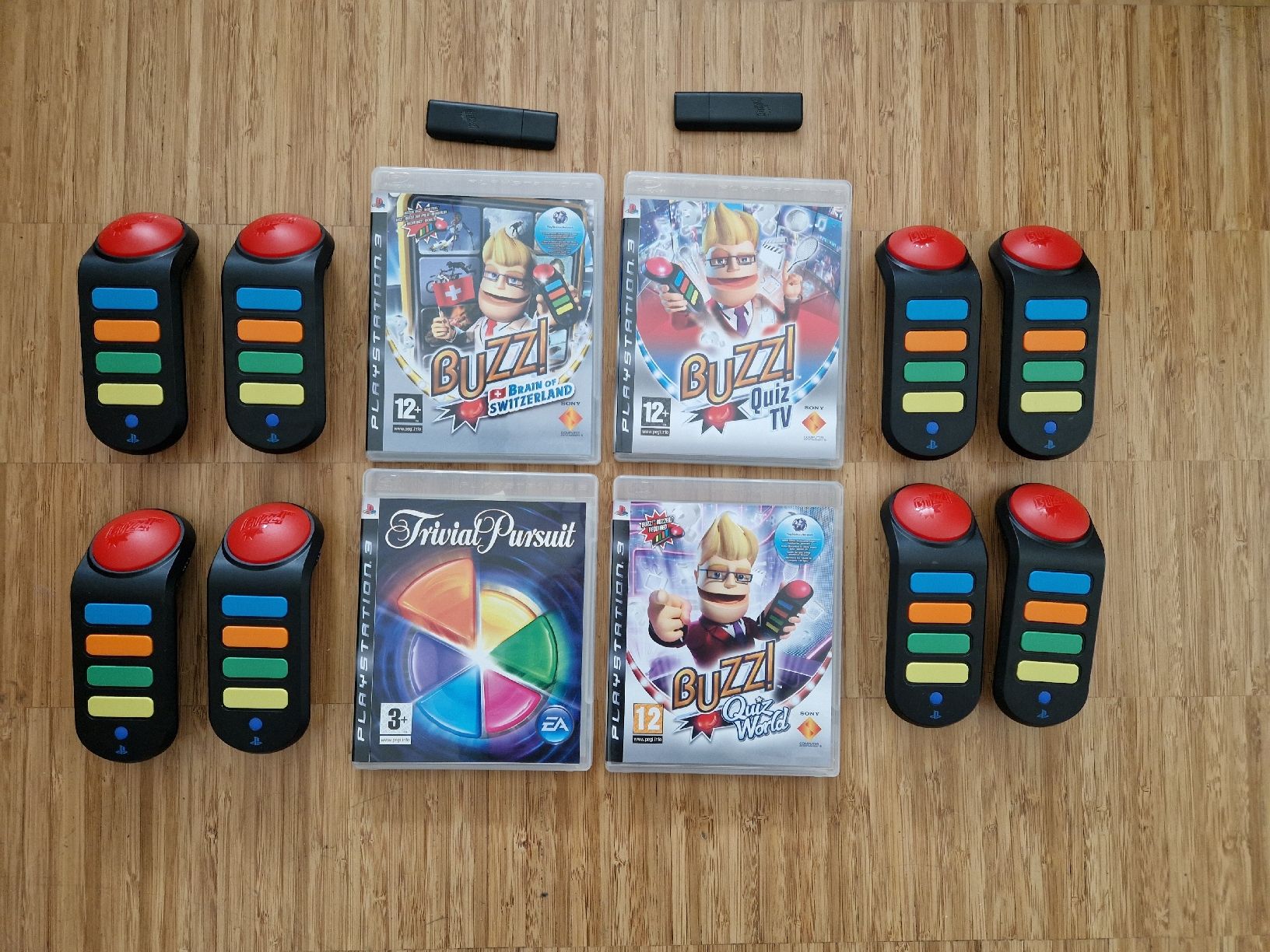 Sony Giochi: Buzz, Quiz World-Set PS3 8x mal Buzz Controller – Usato da Wittenbach venduto da garbis