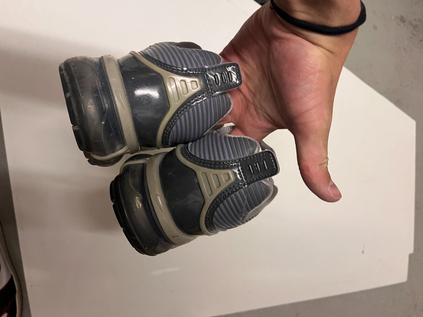 Chaussures hommes: Nike Air VaporMax 360 grau – D'occasion à Jona par Humpimumpi 3