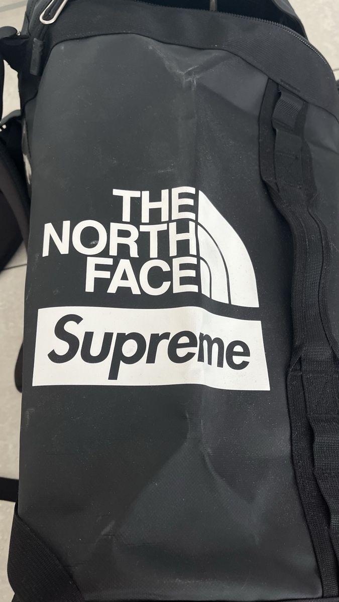 North Face Rucksäcke: North Face Supreme Rucksack – Gebraucht aus Emmenbrücke von Hamster-Traum 3