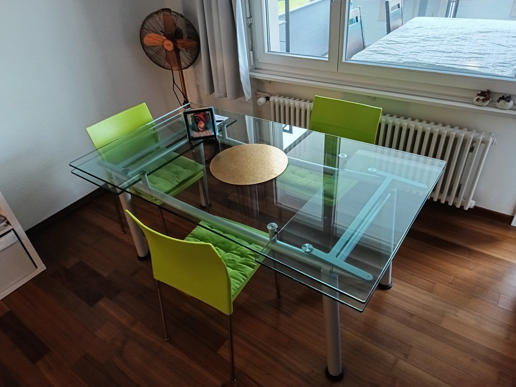 Tavoli: Edler Glastisch für Büro oder Wohnzimmer – Usato da Malix venduto da Ynater