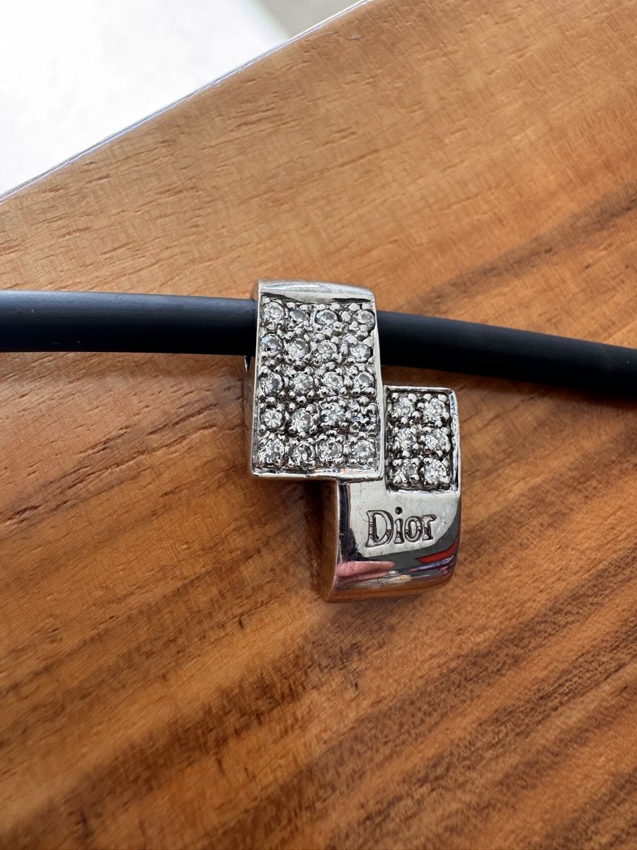 Dior Catenine: Dior massiv silberkette mit kautschukkette – Usato da Gipf-Oberfrick venduto da Iberico 2