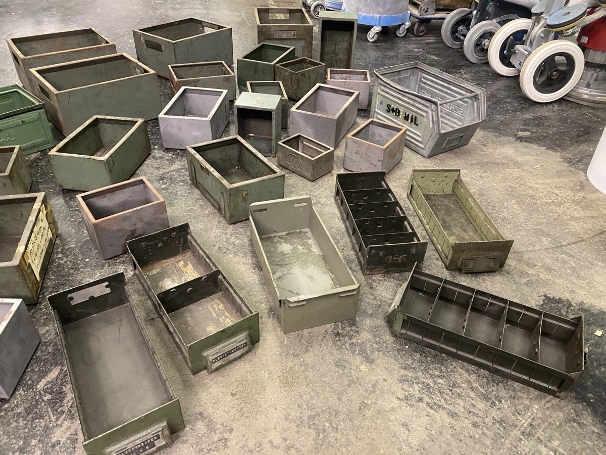 Casse di trasporto: Mega Posten vintage Metallkisten – Usato da Wabern venduto da HK-Design 2