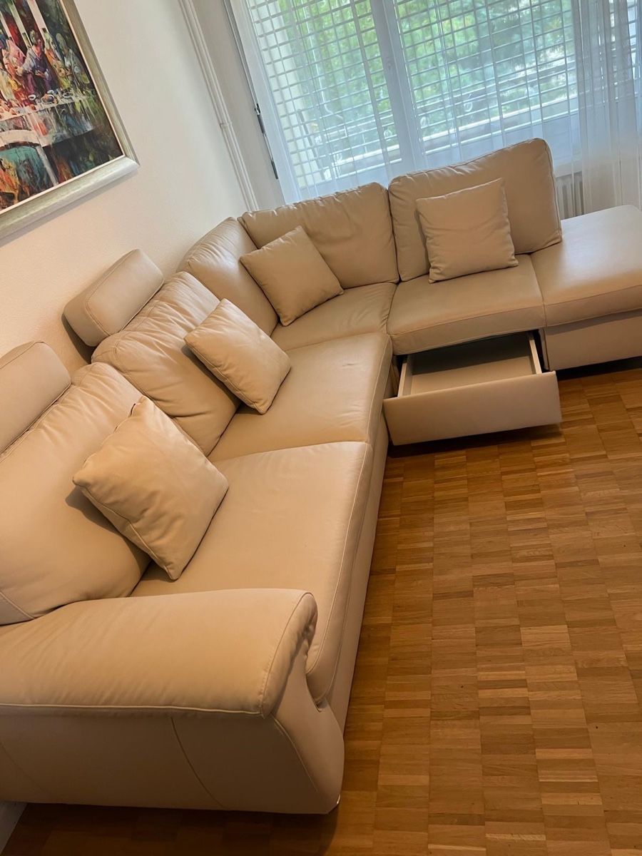 Sofas: Ledersofa Ecksofa ecru/beige – Gebraucht aus Zürich von CyMaMu