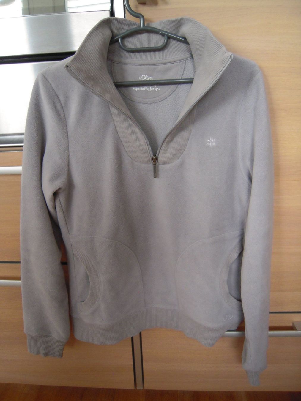 S.Oliver Maglioni & Felpe: Hellgrauer Fleecepullover S.Oliver Gr XS – Nuovo (secondo la descrizione) da Uzwil venduto da visions77 1