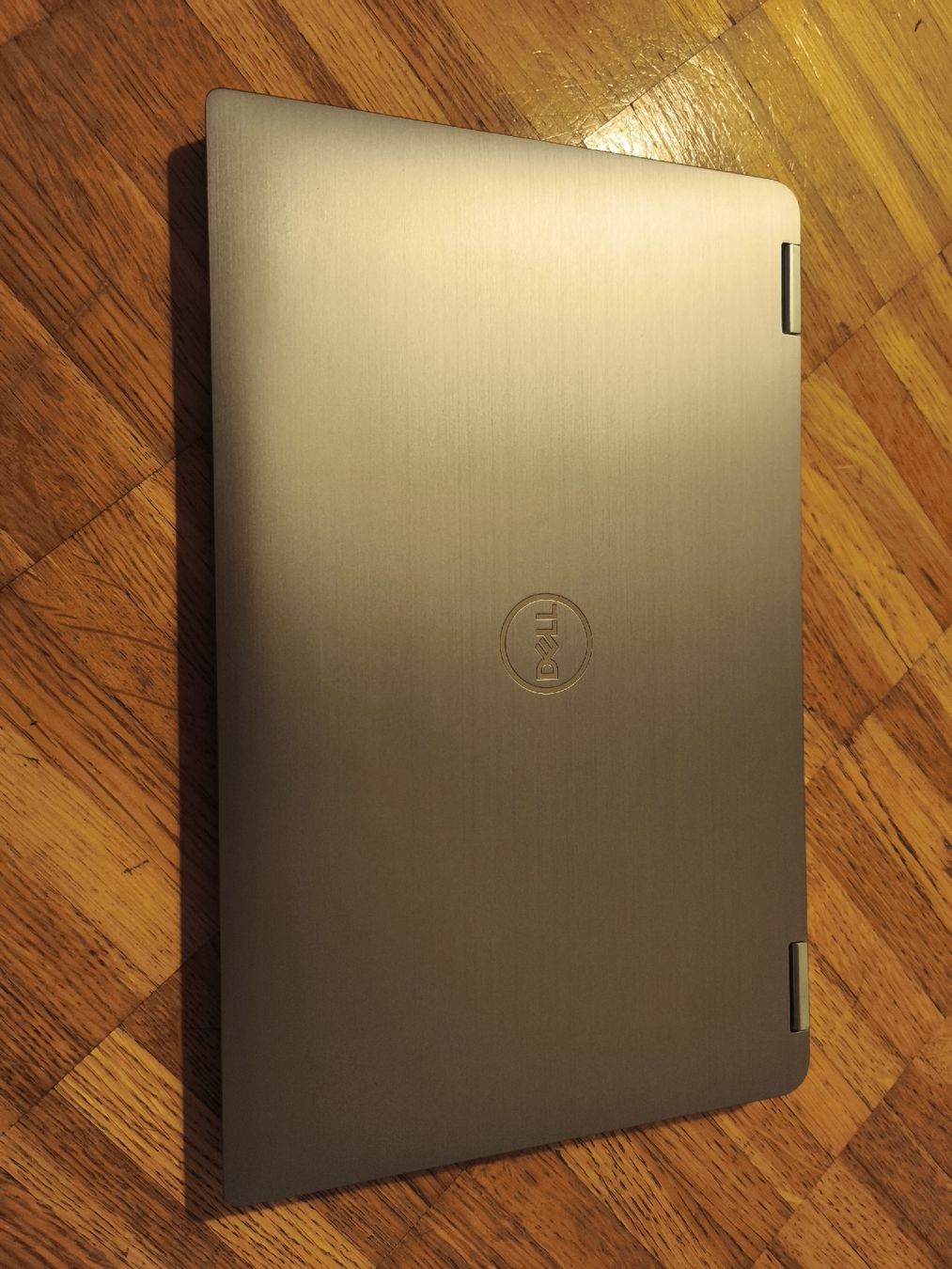 Dell Notebooks: Dell Latitude 9410 - Defekt – Defekt aus Zürich von nin_7btm