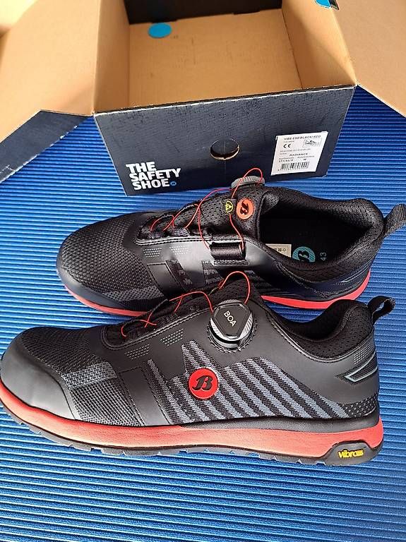 Scarpe da uomo: Sicherheitsschuh Bata Grösse 43 – Usato da Hitzkirch venduto da miguman72