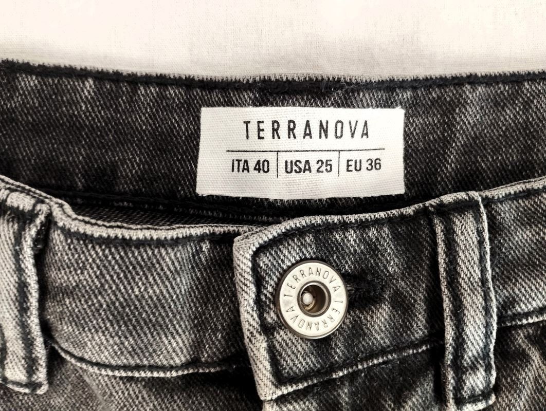 Jeans: TERRANOVA Jeanshose Gr. 36 – Gebraucht aus Schübelbach von Restwert_Schubelbach 2