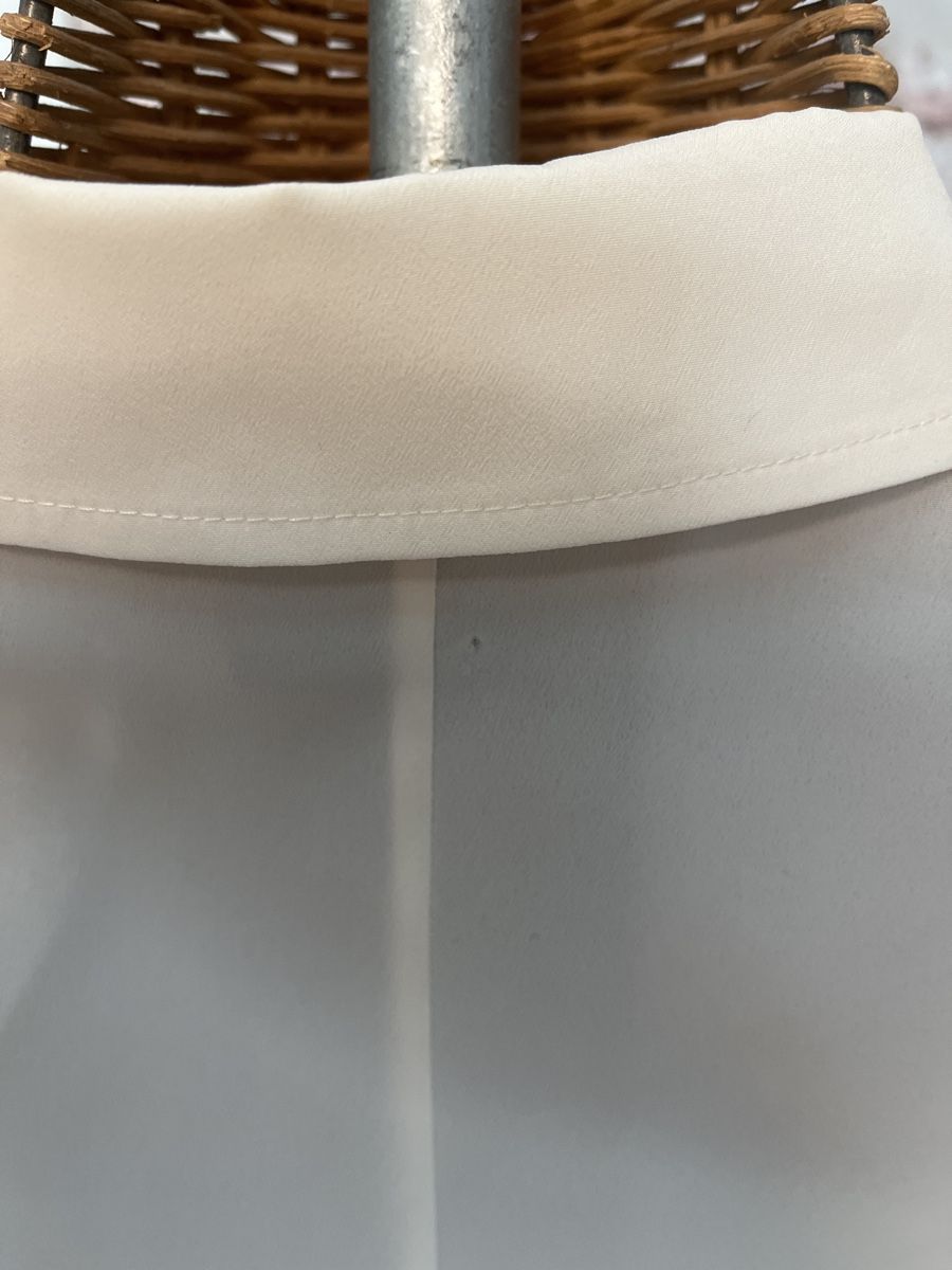 Blusen: Elegante Bluse in Creme, Sixth Sense, 44 – Gebraucht aus Solothurn von Bobesch08 6