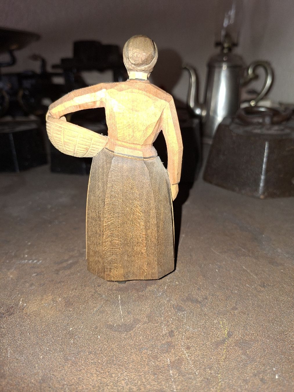 Statuette: Geschnitzte Figuren – Usato da Horboden venduto da hasel555 7