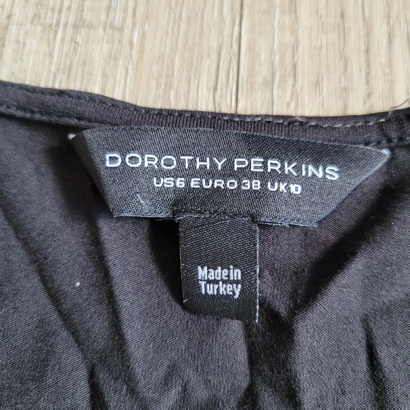 Vestiti: Kleid in Wickeloptik 40 – Nuovo (secondo la descrizione) da Niederbuchsiten venduto da klengyel 2