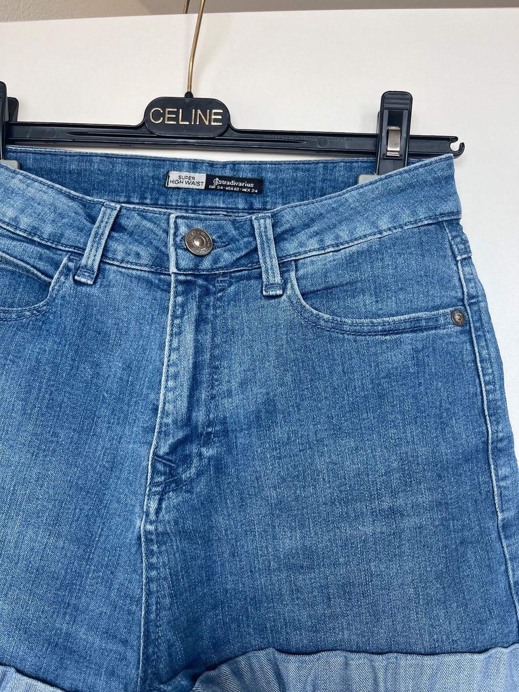 Stradivarius Jeans: Short en jeans – Usato da Neuchâtel venduto da Ariane_vn00 1