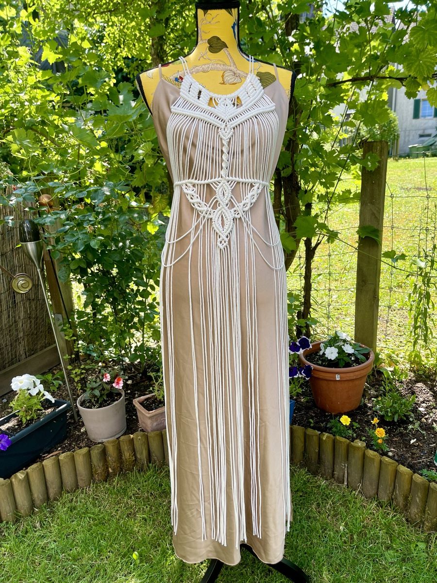 Kleider: 🌿 Makramee-Kleid – handgefertigter Boho-Traum🌞 – Neu und originalverpackt aus Adliswil von Ajoure_Atelier 1