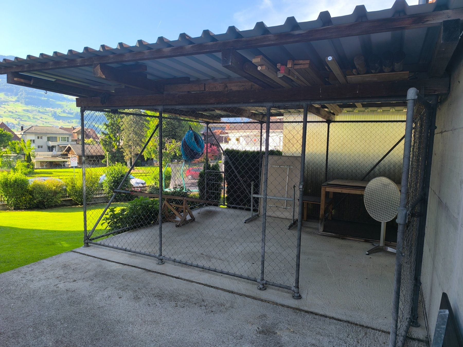 Griglie e Inferriate: Hundezwinger 12m Quadratmeter – Usato da Sachseln venduto da Corinne0108 4