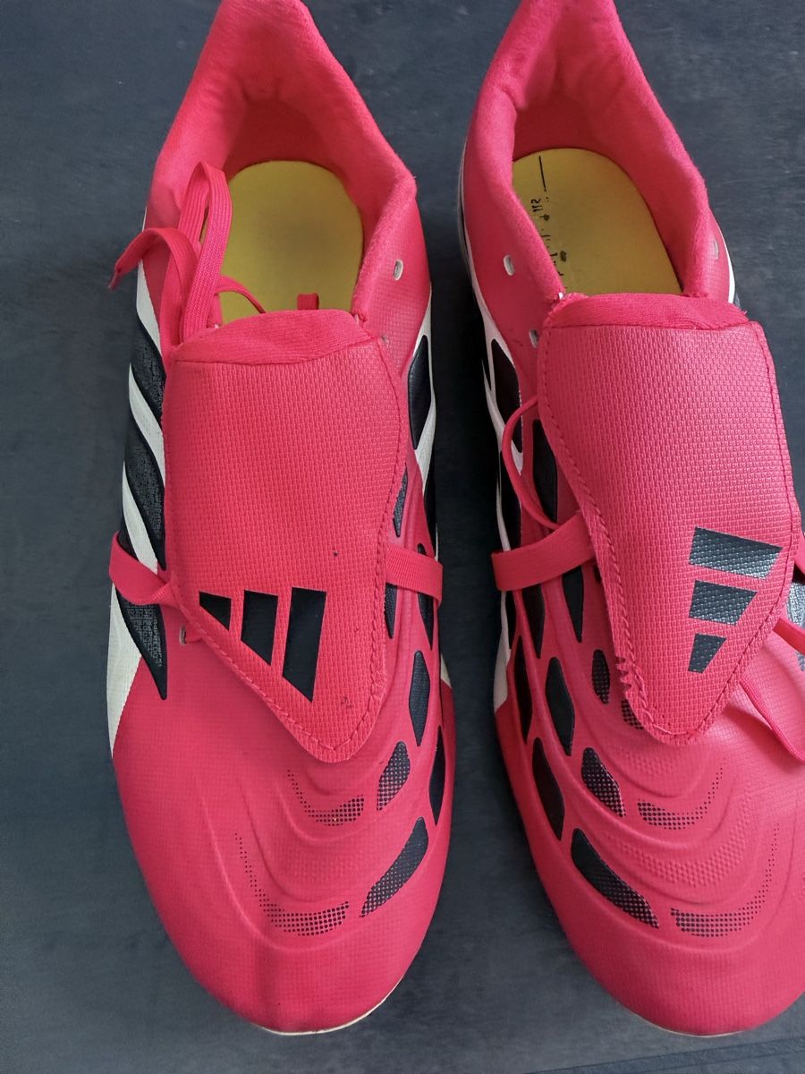 Adidas Herrenschuhe: Adidas predator  – Gebraucht aus Ennetbürgen von TP1987