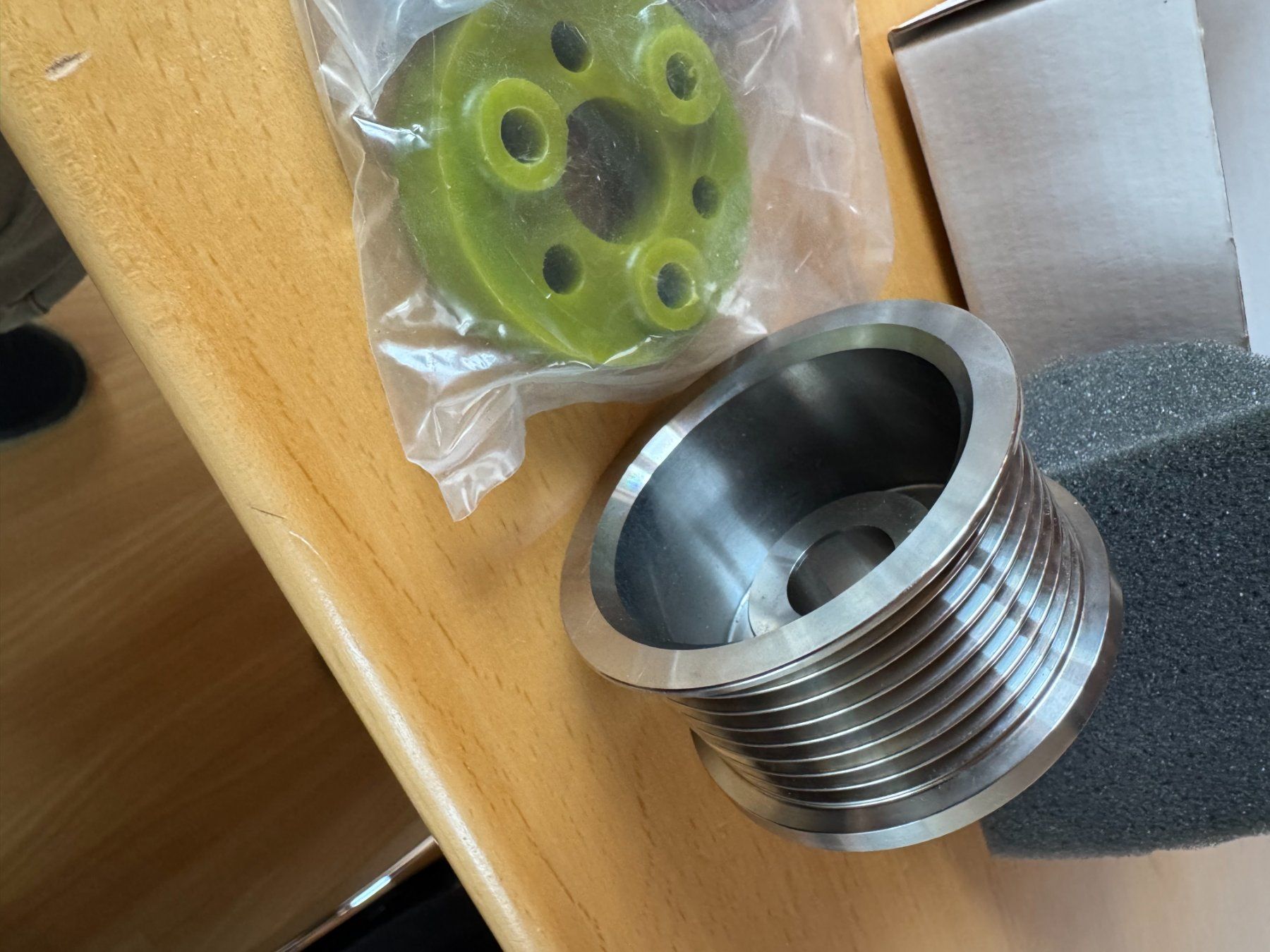 Jaguar Toutes les pièces auto: POWERHAUS Jaguar 7.5% Compressor pulley – D'occasion à Grenchen par pjfox 3
