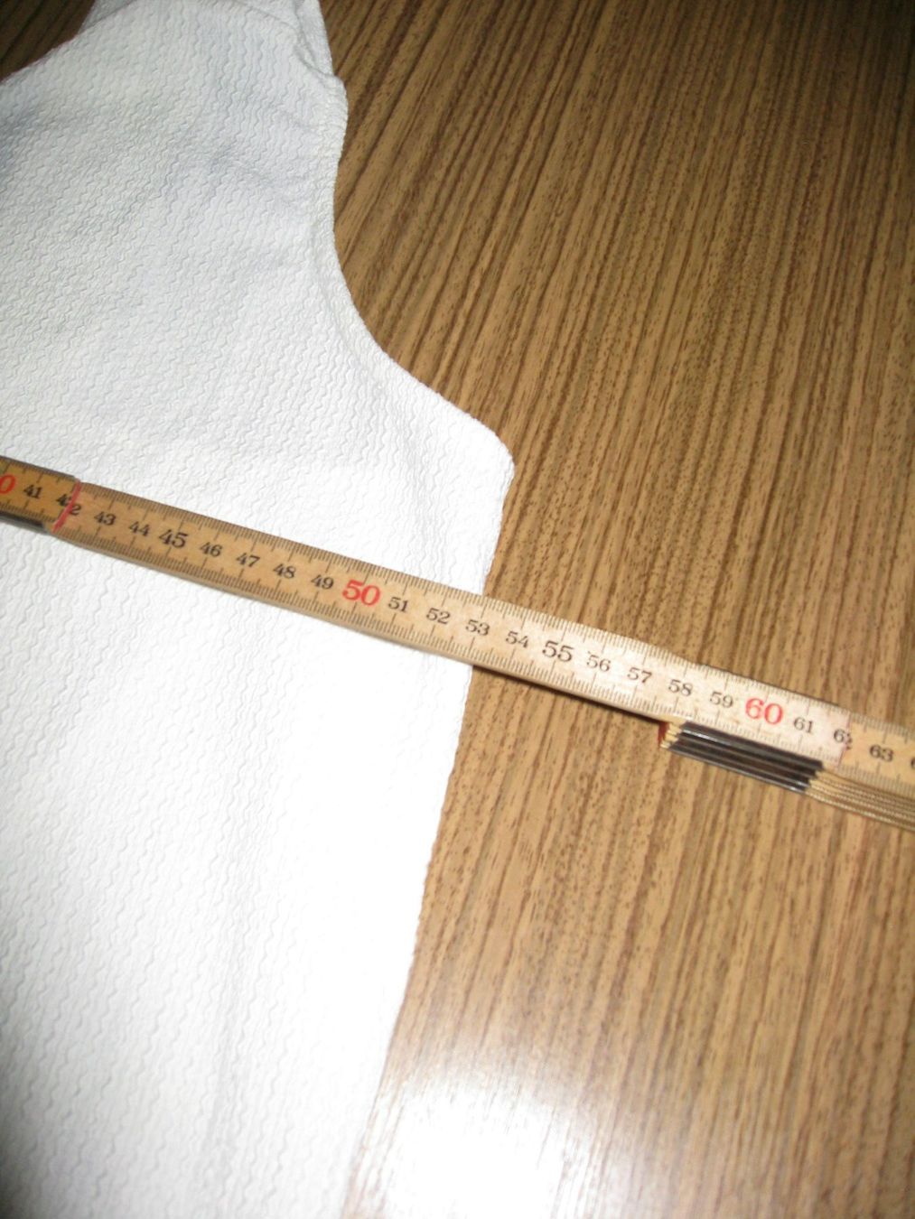 T-shirt: T - Shirt  Strukturstoff ecru Gr. XL – Usato da Flüelen venduto da Diversicum-Curvy 2