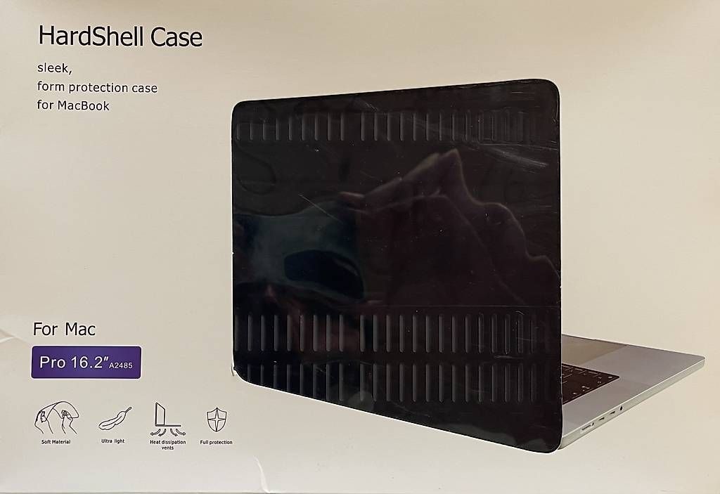 Covers & Borse: Coque pour MacBook Pro neuf 15 pouces – Nuovo e nell'imballaggio originale da Villars-Tiercelin venduto da karimus1888