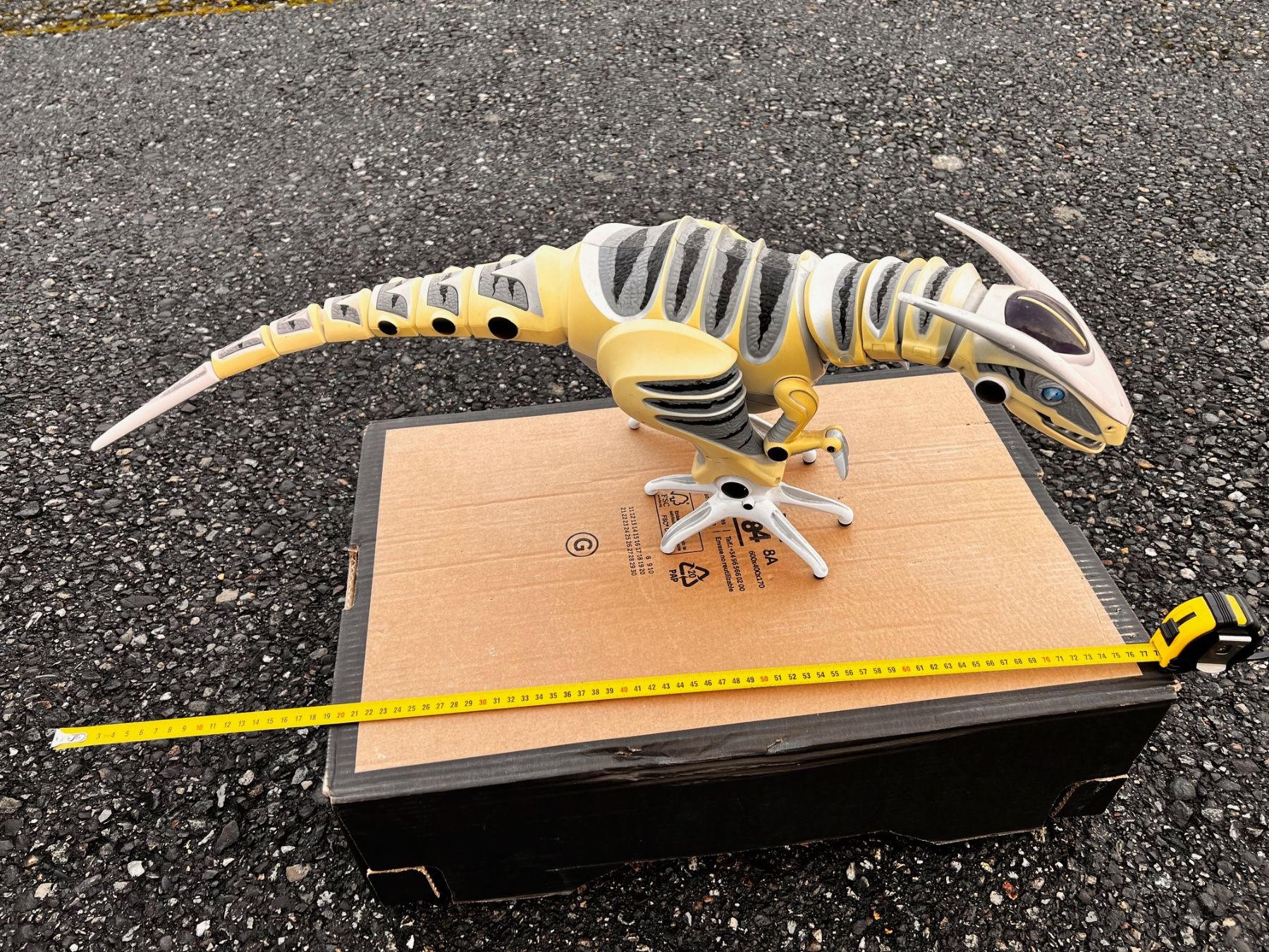 Spielzeuge: Roboraptor Dinosaur Roams – Gebraucht aus Meyrin von cak_5np9 1