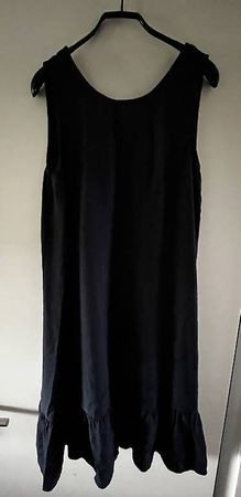Sehr schönes Kleid in dunkelblau, Gr.40