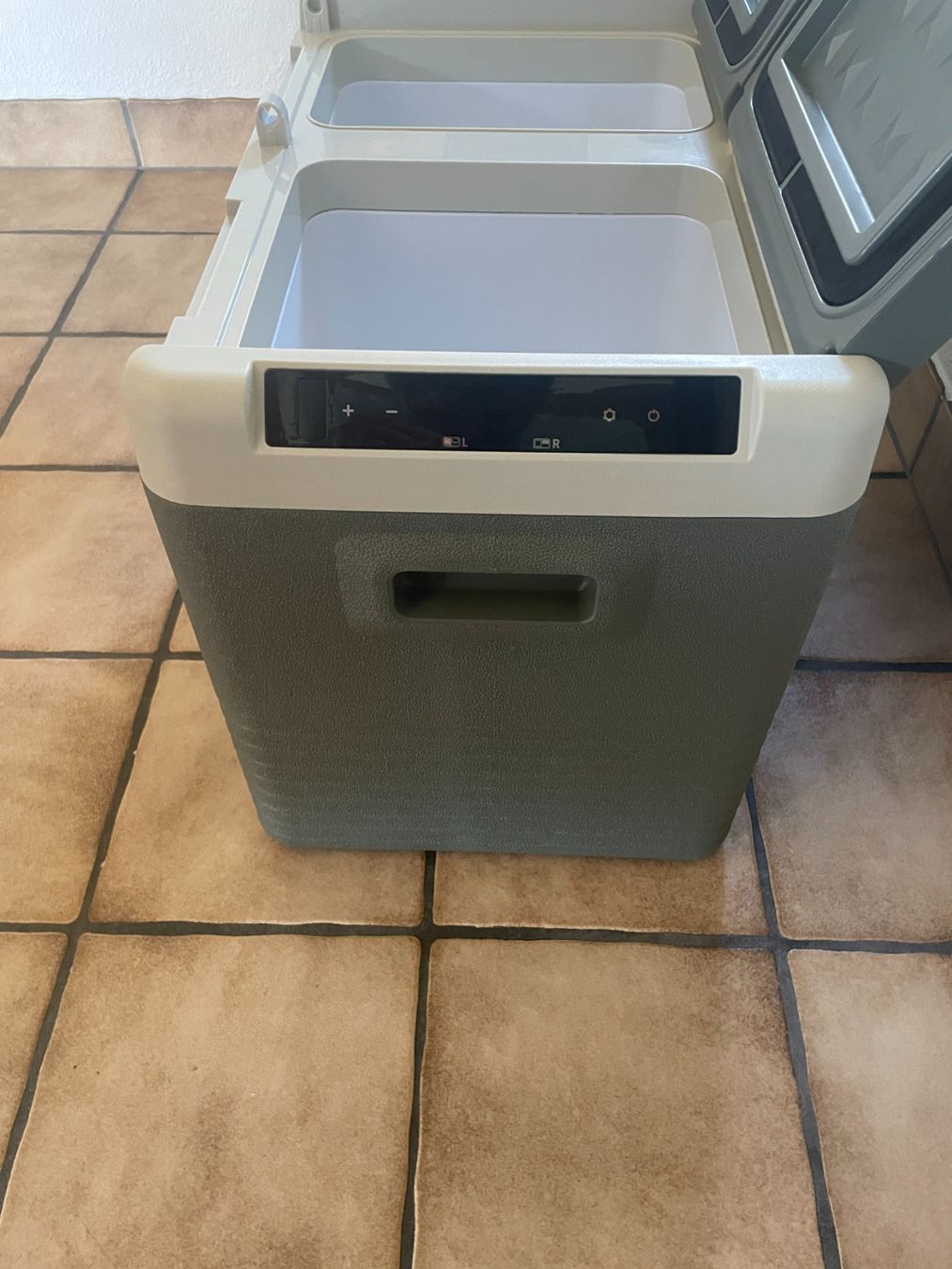 Frigoriferi & Refrigeratori: Kühlbox 33L – Usato da Schmerikon venduto da die_8b8m 2