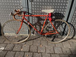 Rennvelo Mondia Special Stahlrahmen wartungsbedürftig