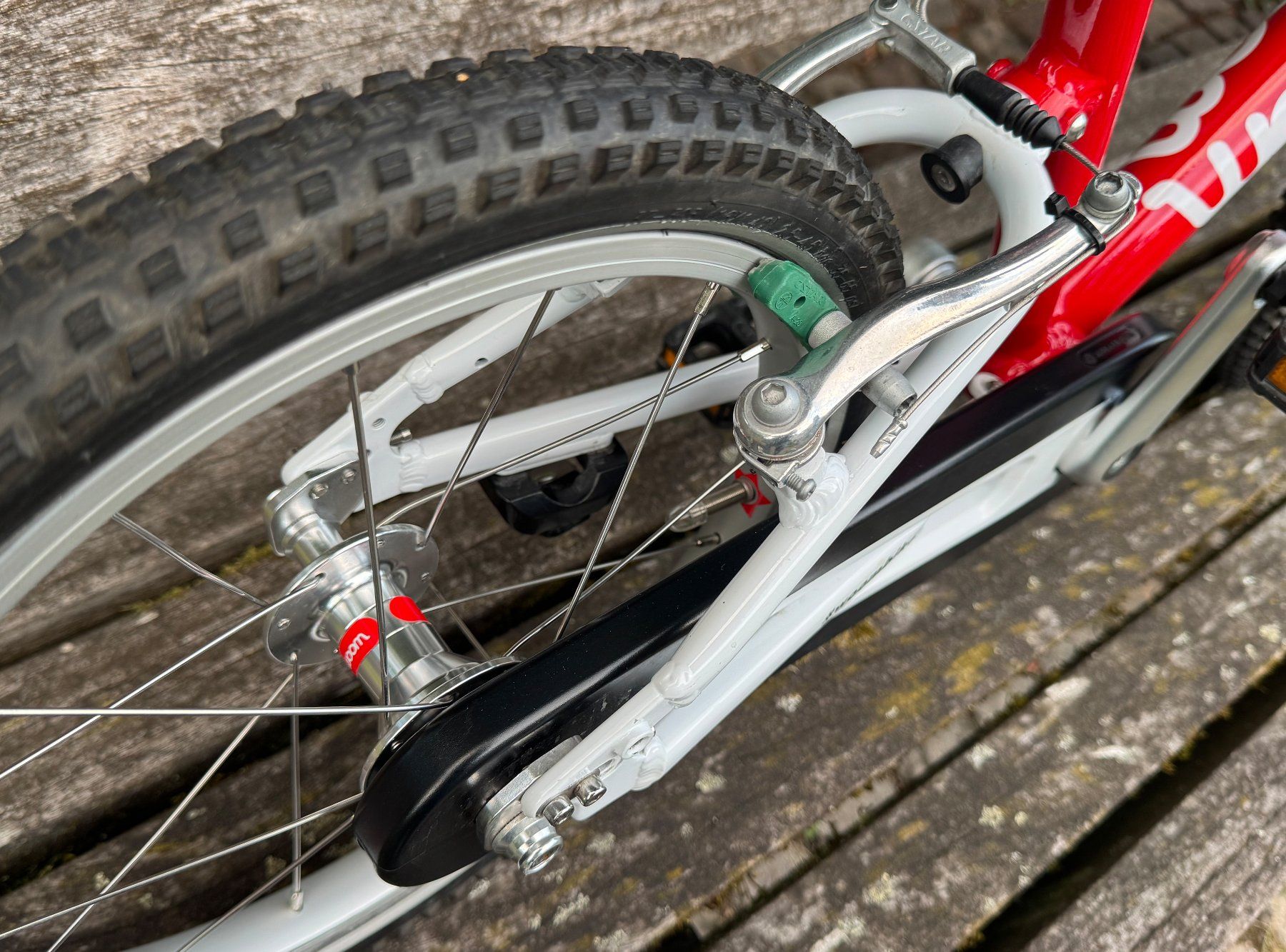 Woom Biciclette: Woom 3, Kinderfahrrad rot – Usato da Zürich venduto da Stray 6