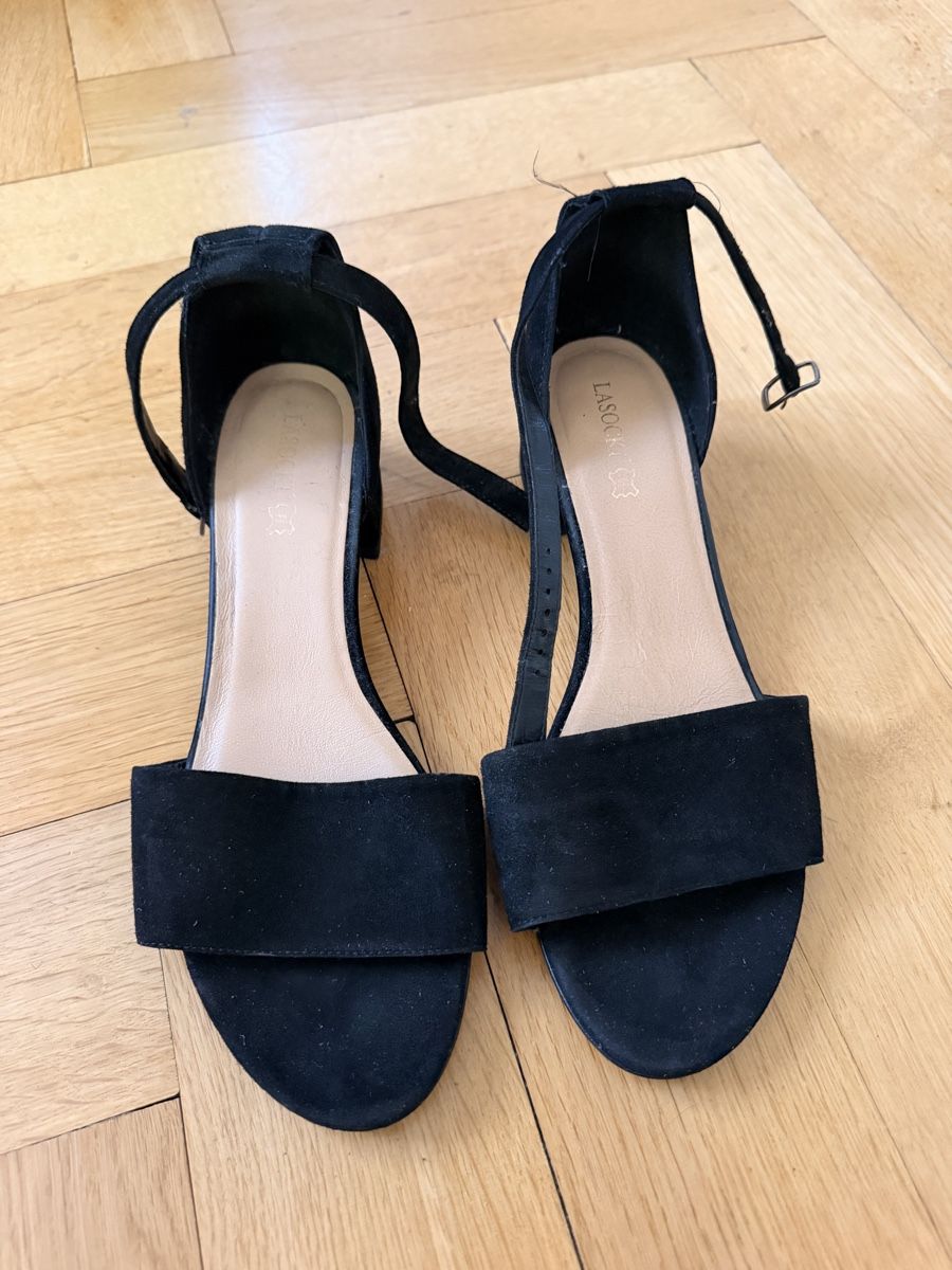 Chaussures femmes: Leader elegant black shoes 41 – D'occasion à Basel par vio_s2cq