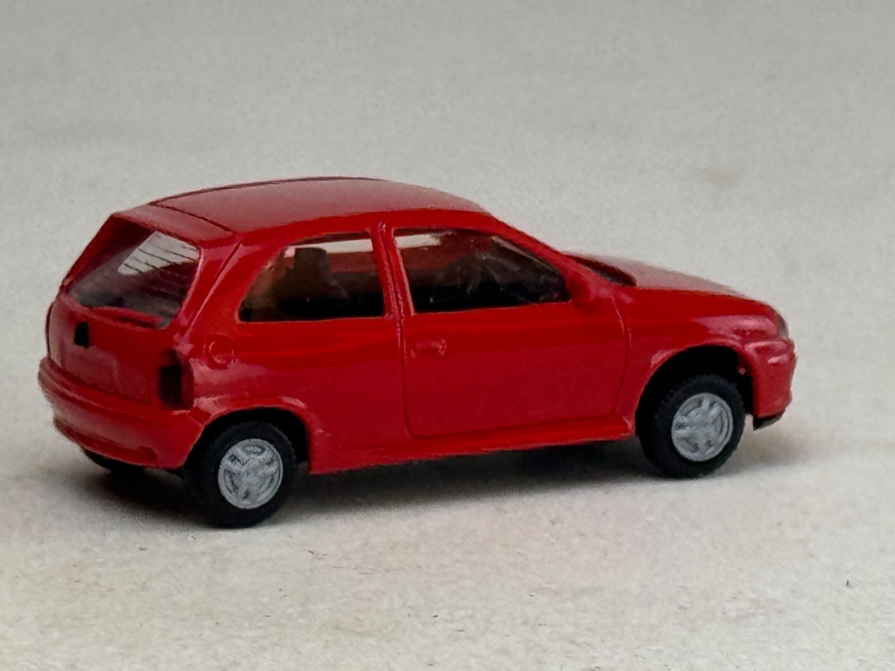 Praliné Modellautos: VE1- Herpa Opel Corsa rot – Gebraucht aus Elm von Wikmtz 1