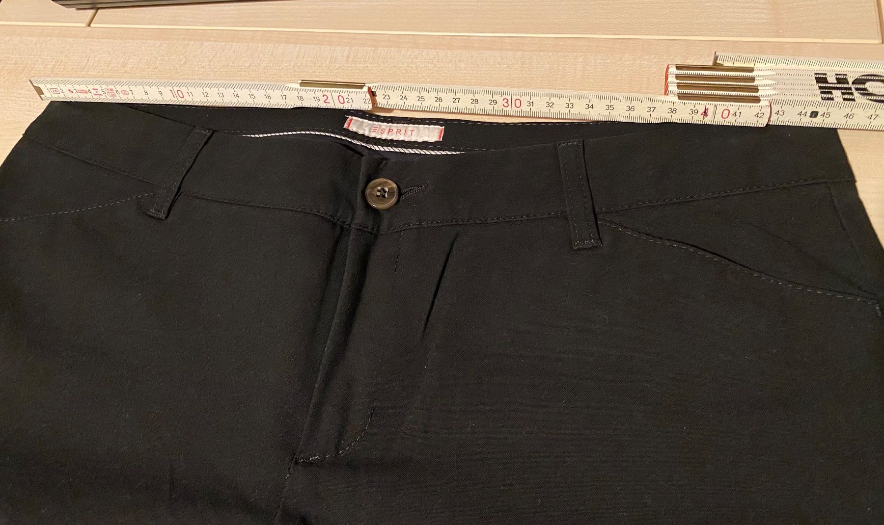 Esprit Pantaloni: Elegante Hose von Esprit – Usato da Illnau venduto da Flumi88 3