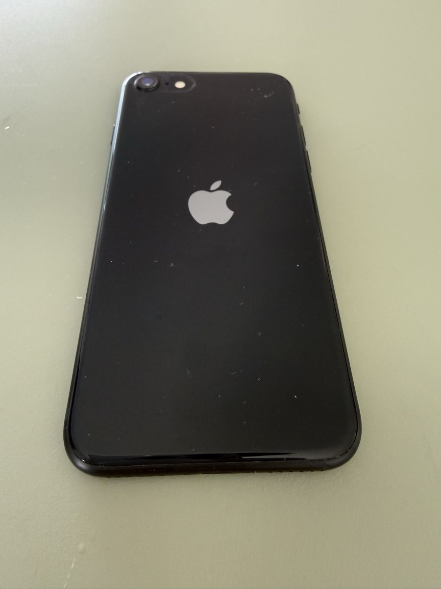 Apple Portables: iPhone SE mit 128 GB – D'occasion à Horgen par Pampam1972 1