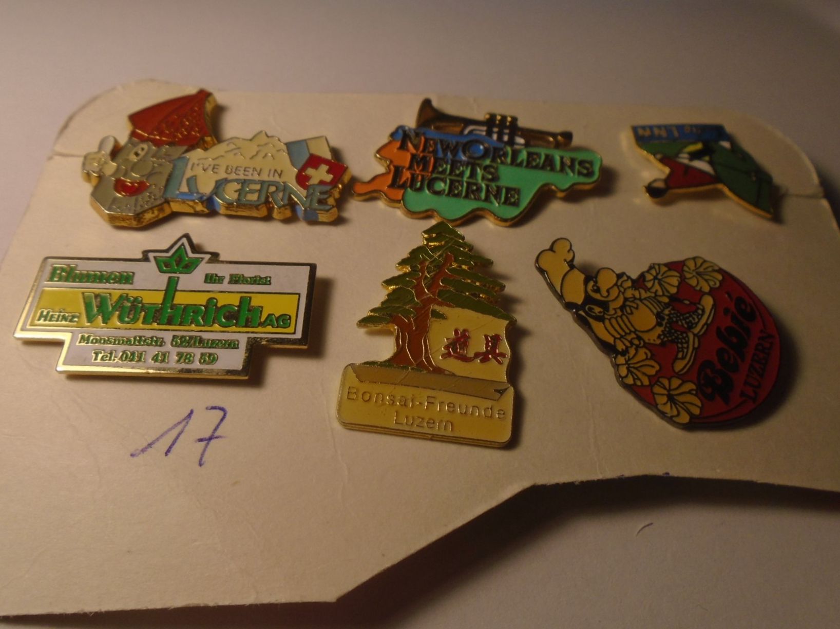 Placchette & Badge: 6 ver Luzern Pins (17) – Usato da Winterthur venduto da Beli2000