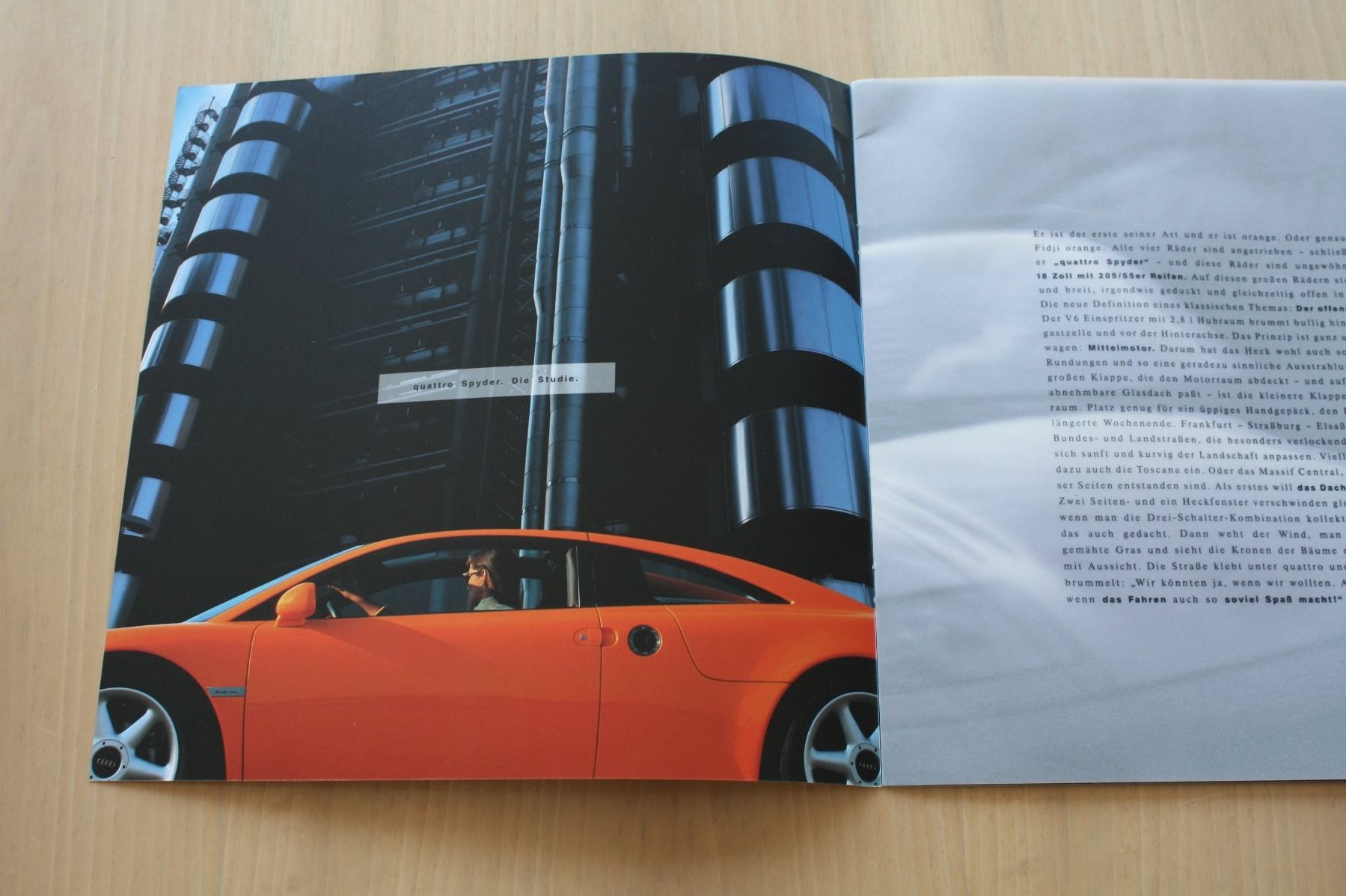Audi Documenti: Audi Quattro Spyder Studie Modell Prospekt – Usato da Wikon venduto da erwin400 2